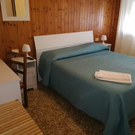 Hotel Vettore Dal 1947 *